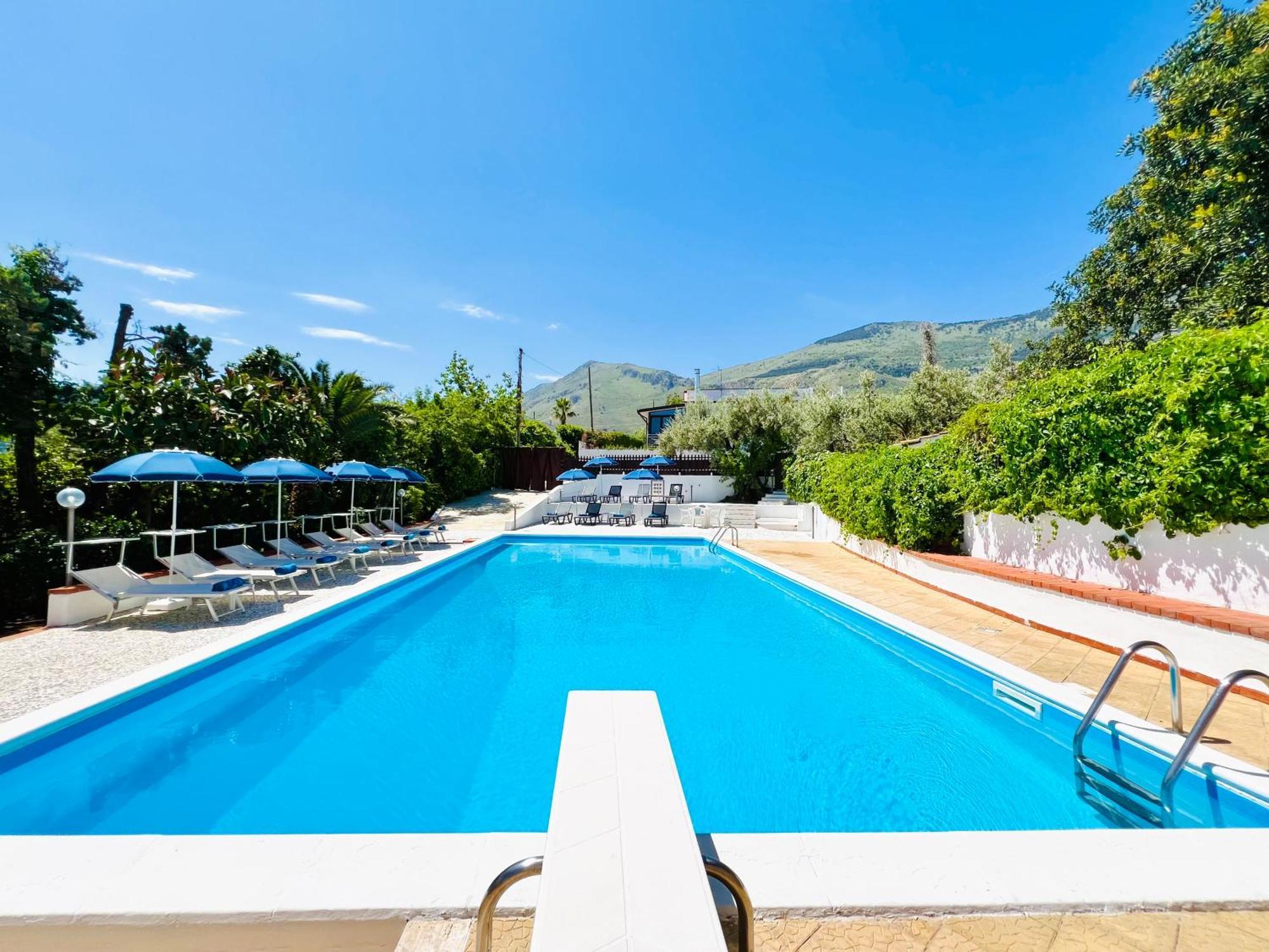 Villa Giada Carini Bagian luar foto